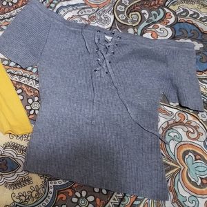 Short sleeve crop top